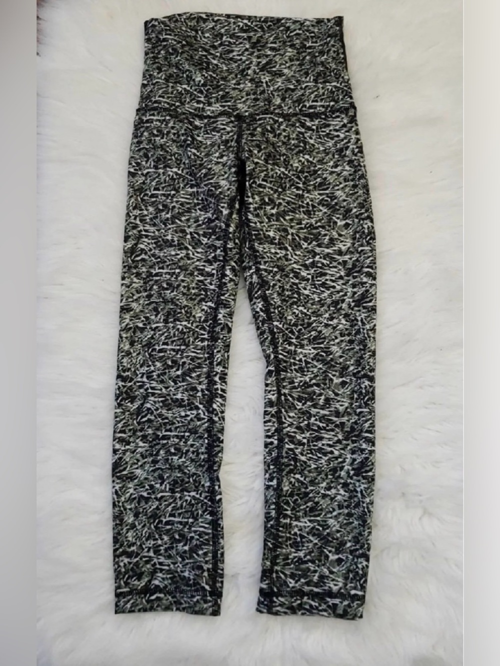 Lululemon Black , White and green Marled Active Leggings